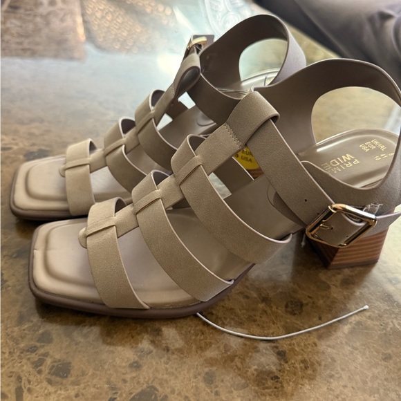 Primark Taupe Strappy Sandals - Picture 1 of 3
